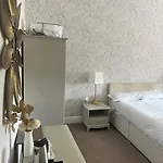 Hotel The Sun 3*
